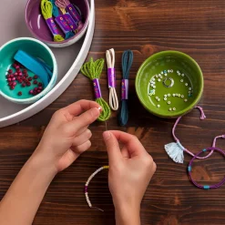 ann-williams Craft-Tastic® Bracelet Box - Jewel< Crafts And Activities