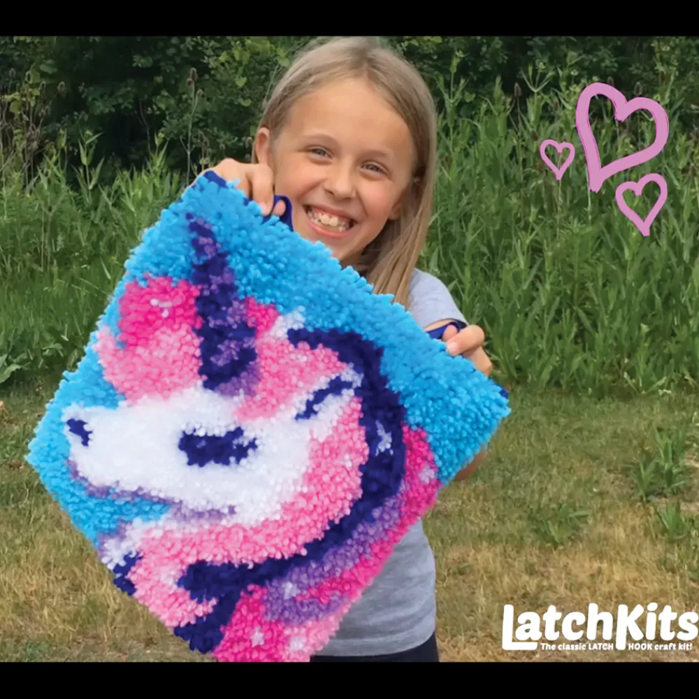 latchkits ™ Unicorn Latch Hook Kit< Crafts And Activities